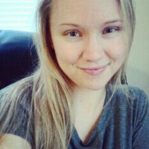 Meet your Posher, Sharon