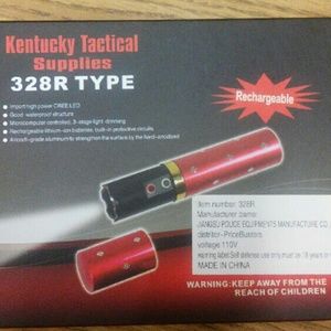 Kentucky tactical Accessories - New Faux Lipstick Flashlight self defense tool Kentucky tactical Accessories - New Faux Lipstick Flashlight self defense tool