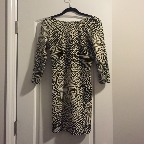 Three quaternary sleeve shirt dress
