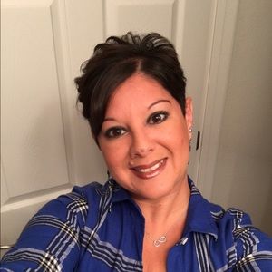 Meet your Posher, Joann