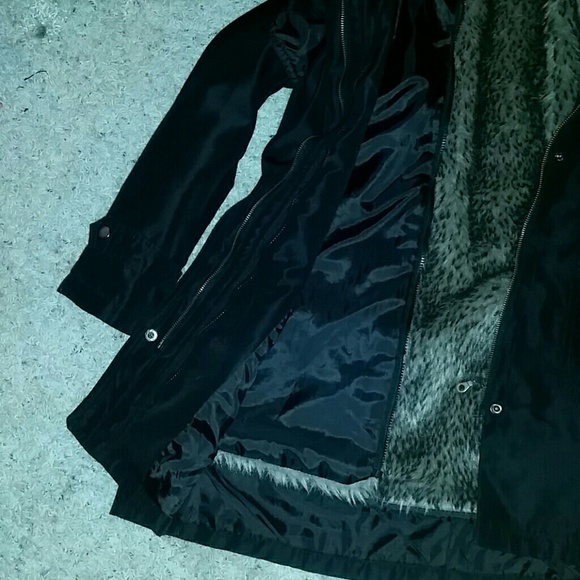 Jacket - Picture 2 of 3