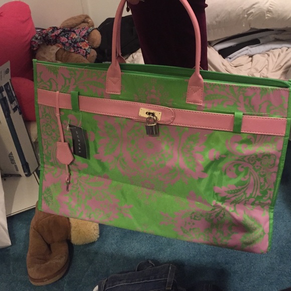 Large tote