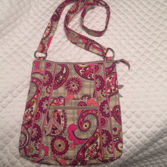 PRACTICALLY NEW Vera Bradley Hipster Crossbody