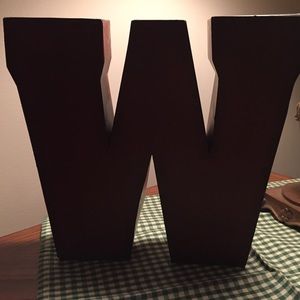 Meet your Posher, Lora