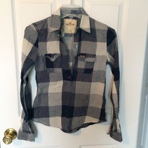 Hollister long sleeve plaid shirt