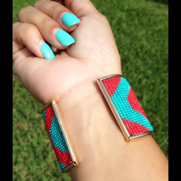 ✨Seed Bead Cuff✨ - Picture 2 of 2