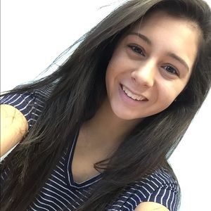 Meet your Posher, Brianna