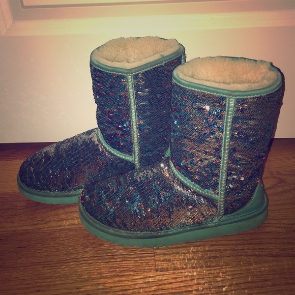 navy blue sequin uggs