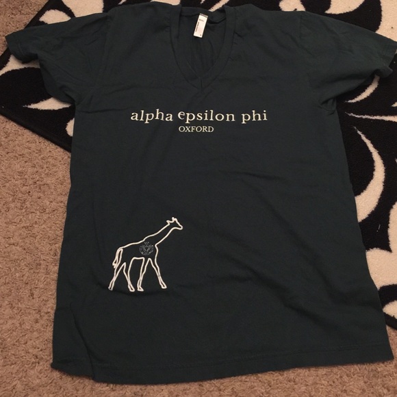 Hunter green tee