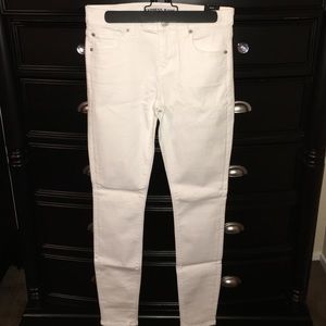 NEW WITH TAGS- EXPRESS WHITE JEANS