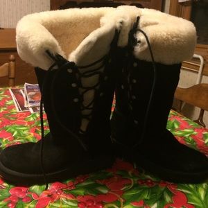 UGGS! Black lace up with metal ugg tag