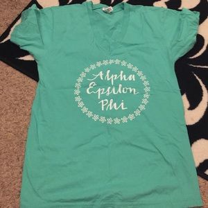 Mint v-neck