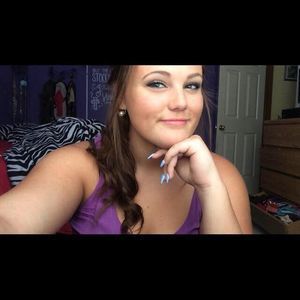 Meet your Posher, Savanna