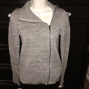 SOLD-NEW WITHOUT TAGS- VICTORIAS  SECRET SWEATER