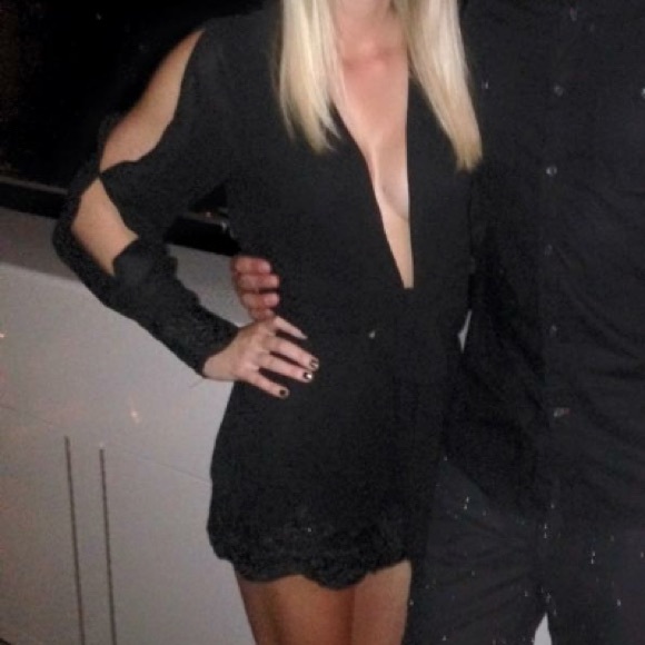 Black Scalloped Romper!!