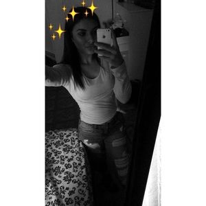 Meet your Posher, Araceli