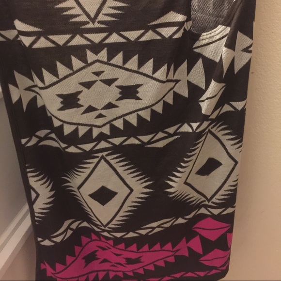 Tribal cardigan - Picture 2 of 2