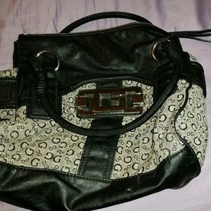 Meet your Posher, Latoya