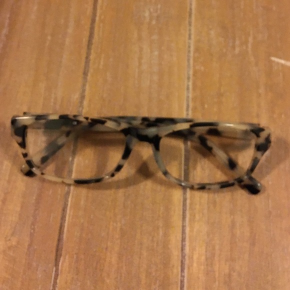 Tortoise shell Fashion glasses
