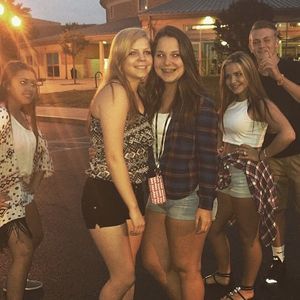 Meet your Posher, Hannah