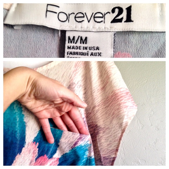 Open Back Flower Blouse - Picture 3 of 4