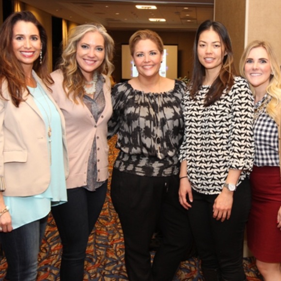 Meet your Posher, Andrea - Picture 5 of 6