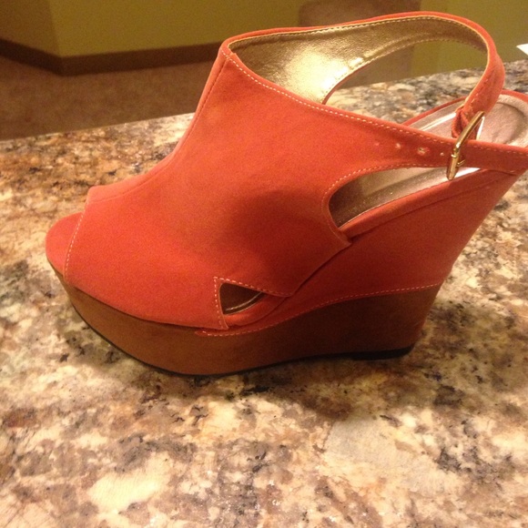 Wedges - Picture 3 of 4