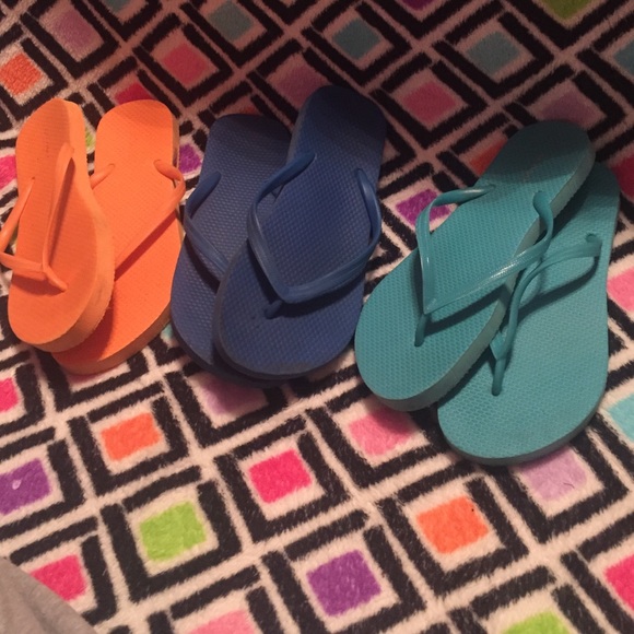 Bundle of flip flops