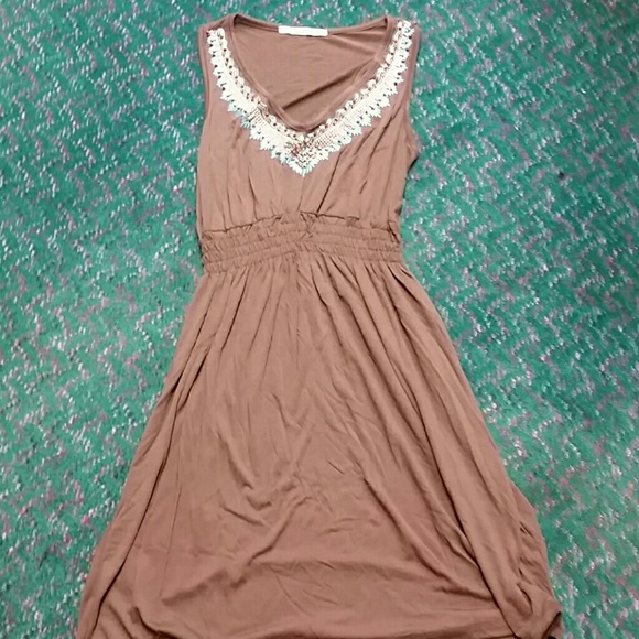 Cute brown dress