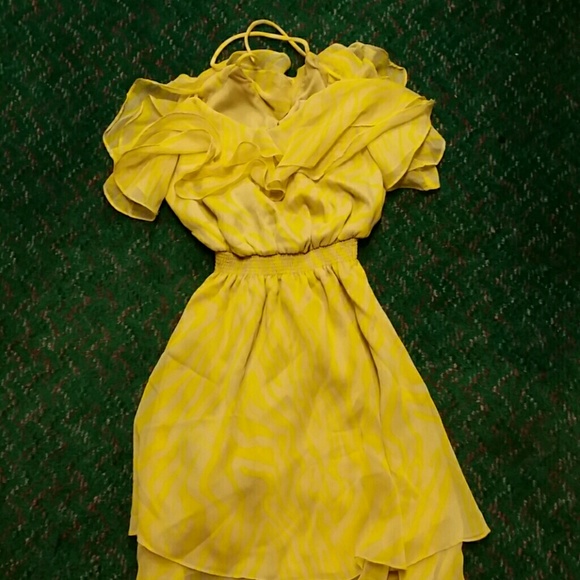 Cute yellow and tan colored dress