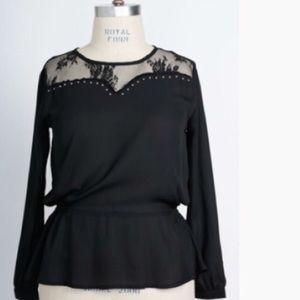 NWT Sheer peplum blouse