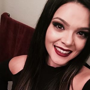 Meet your Posher, Jade