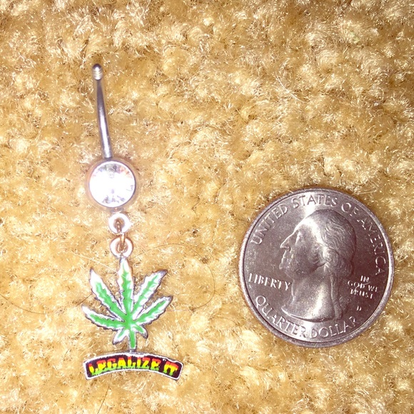 Belly button ring - Picture 1 of 1
