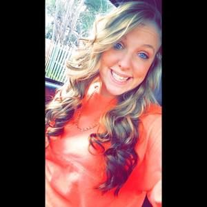 Meet your Posher, Leigh