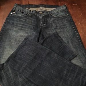 Rock and Republic boot leg jeans