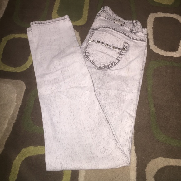 Acid wash jeans