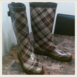 Super Cute Rain Boots!