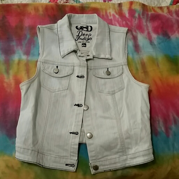 Jean Vest