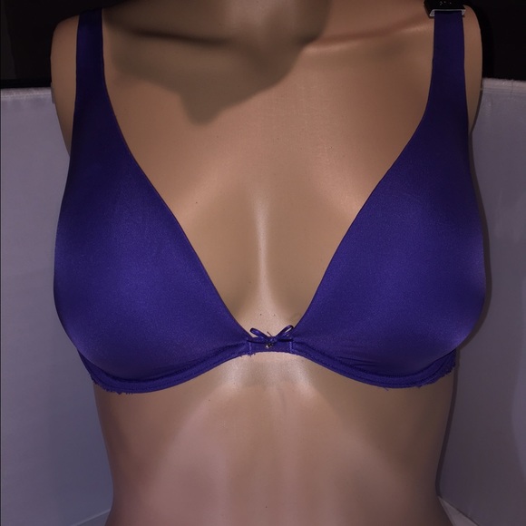 NWT Victoria's Secret Sapphire plunge Bra 32D