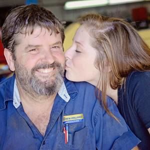 Meet your Posher, Sidney