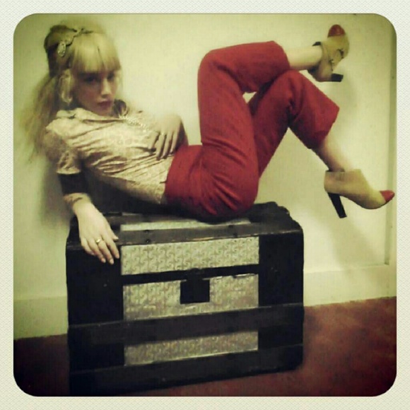 My name is actually Courtney; Francis is my dad. - Picture 4 of 6