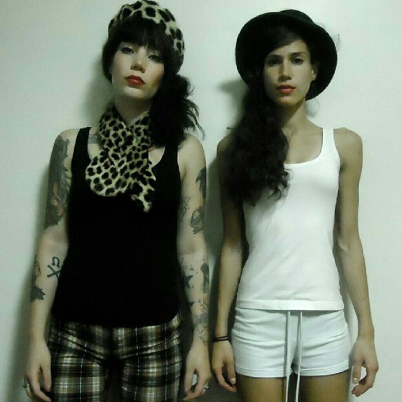 My name is actually Courtney; Francis is my dad. - Picture 3 of 6