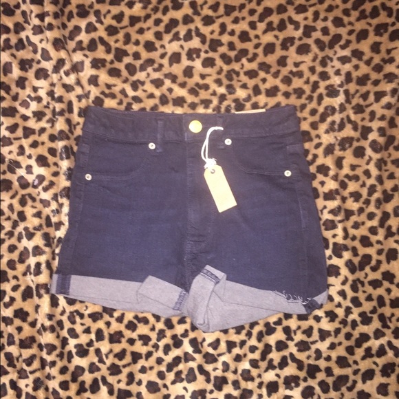 American Eagle Hi-Rise Shorties