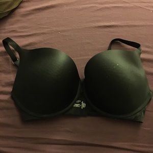 Black Victoria's Secret 36DD bra