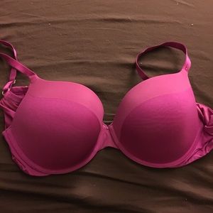 Hot pink Victoria's Secret 36DD bra