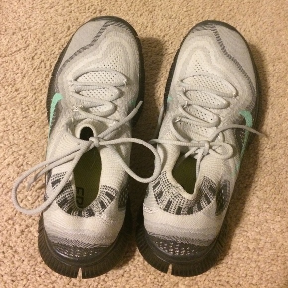 Nike running shoes 5.0