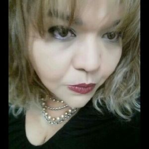 Meet your Posher, Adriana