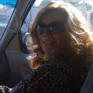 Meet your Posher, Stella