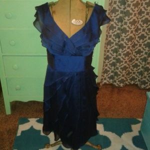 Sz. 2 Blue Semi Formal Dress