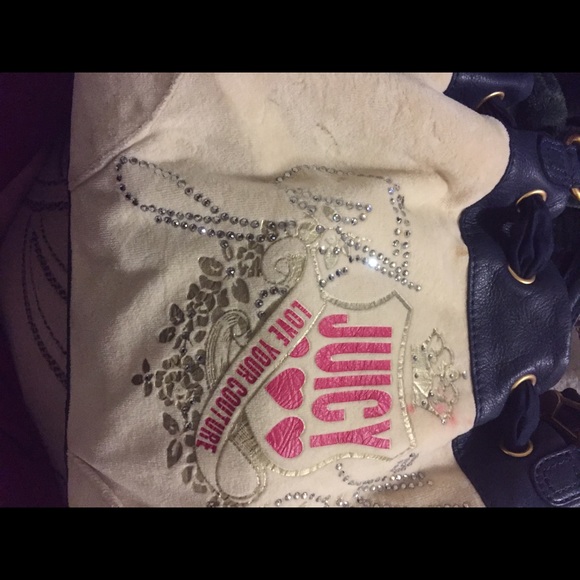 Pic of front only a couple spots - Picture 1 of 1